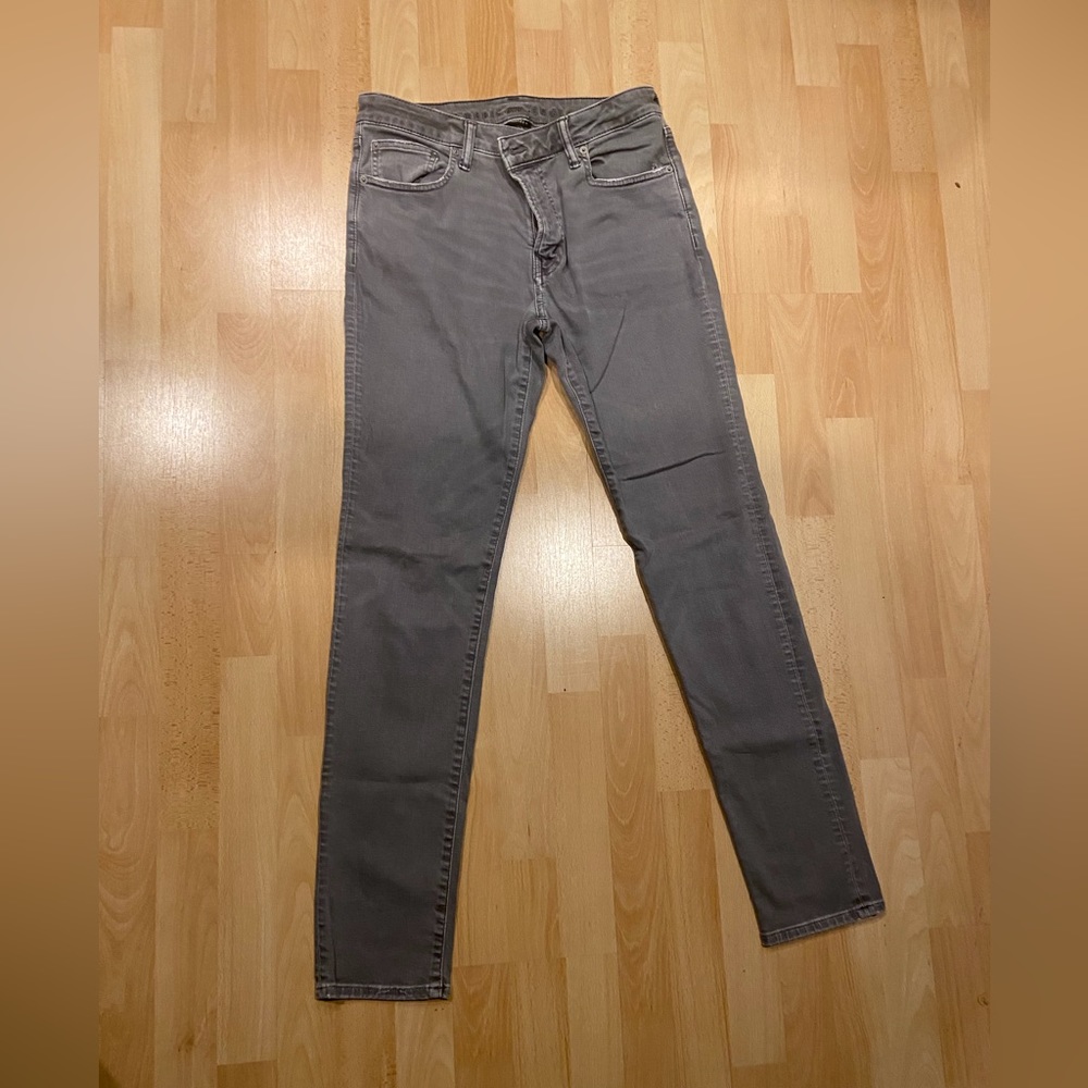 Men’s American Eagle Outfitters Airflex + jeans